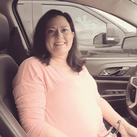 Meet your Posher, Kelli - Picture 1 of 1